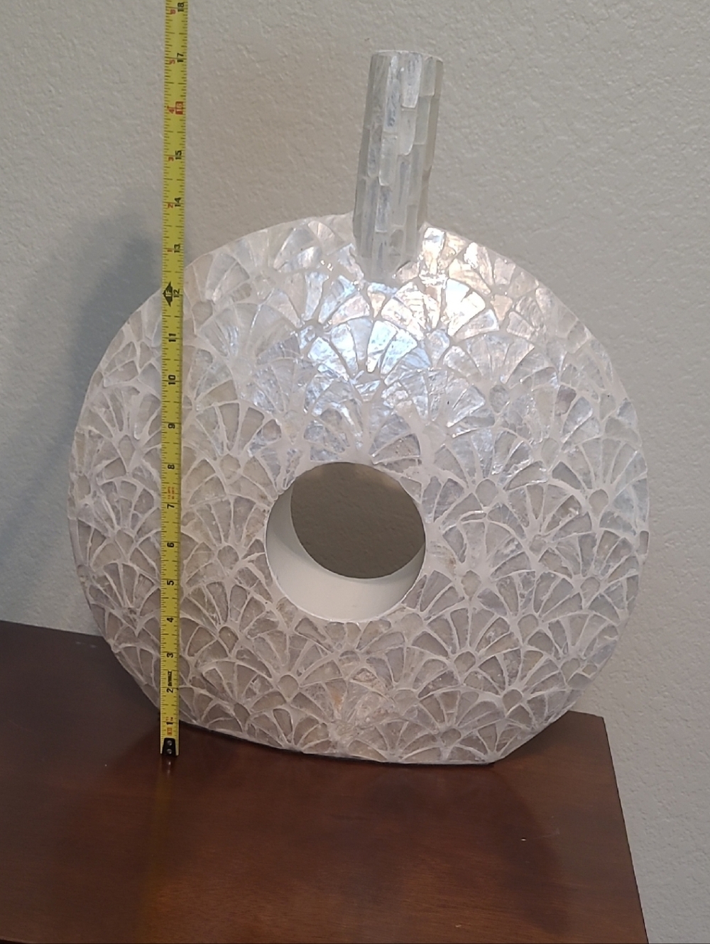 Round Mother-of-Pearl Decorative Wooden Vase - Iridescent White